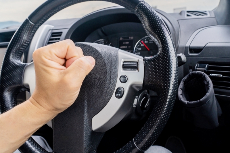 感情の高ぶり_運転